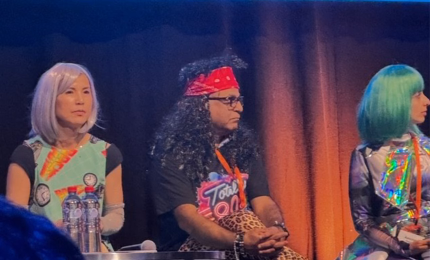 Dr Tess Huynh and Dr Uday Bhatt at the 2025 Australasian Society of Cataract and Refractive Surgeons (AUSCRS) conference in Darwin, Australia.